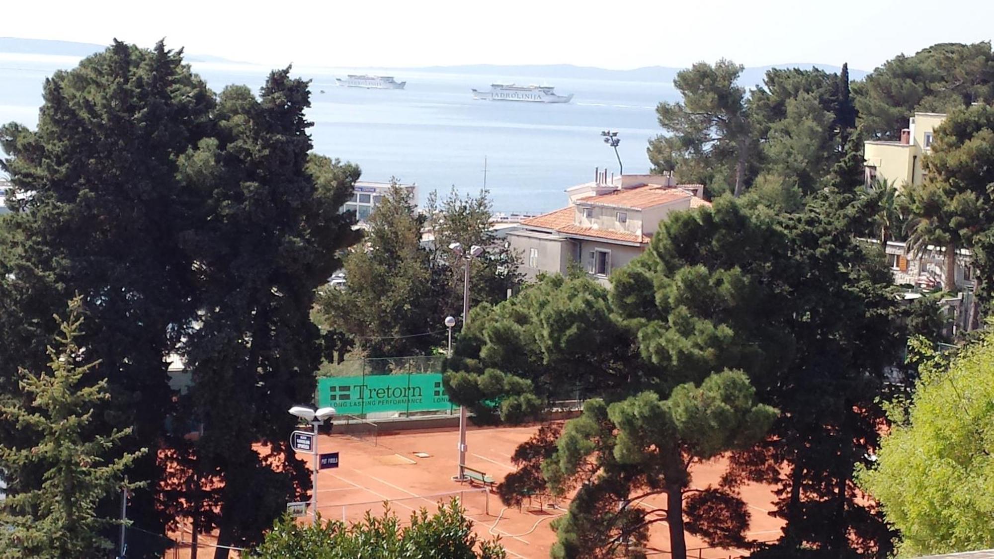 Apartments And Rooms Tudor Σπλιτ Εξωτερικό φωτογραφία